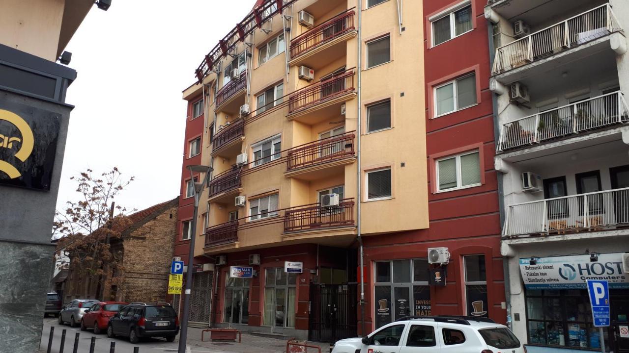 Apartman Donner Centar Subotica Bagian luar foto