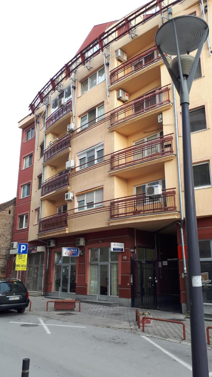 Apartman Donner Centar Subotica Bagian luar foto