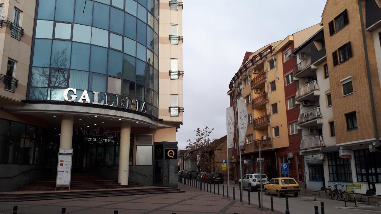Apartman Donner Centar Subotica Bagian luar foto